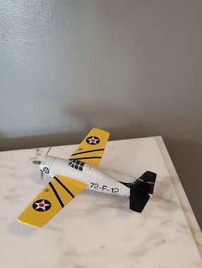 Gearbox Diecast Airplane